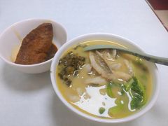 小胃口黄鱼面-明呈黄鱼面馆(斜土路店)