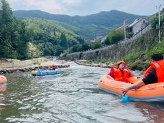 -虎啸峡漂流