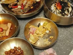 -草家酱蟹炭火烤肉店(珲春南路二店)