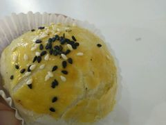 -三三烘焙坊(滨江店)