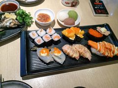 -万岁料理回转寿司(华贸店)