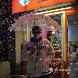 福州东街口是懂圣诞氛围的...局部降雪真的好浪漫！！