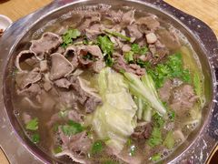 -谢老五跷脚牛肉·非遗传承店
