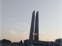 -唐山抗震纪念碑广场