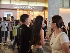 -杭州湖滨银泰in77
