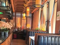 -八府香鸭·啫啫煲(华山路店)