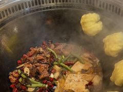 -哈尔滨烧烤·山河村铁锅炖(交大店)