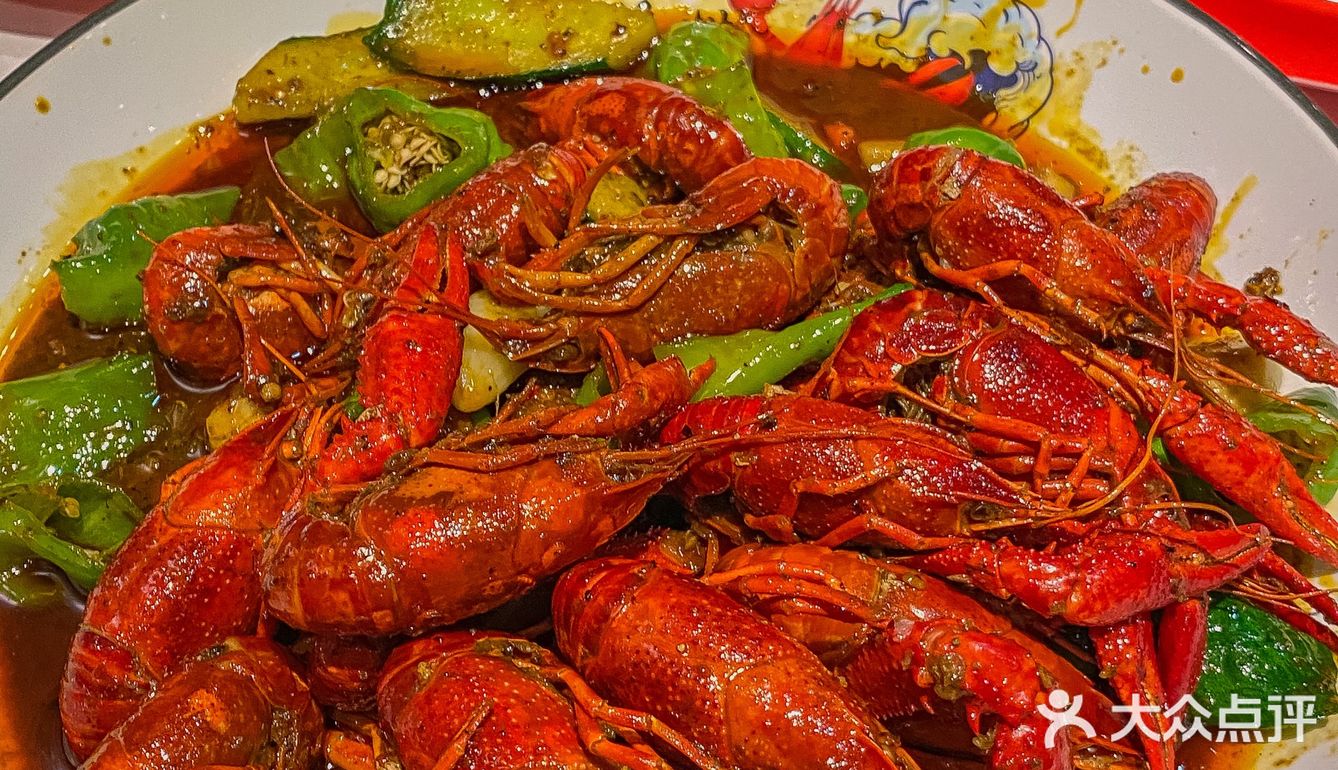 长沙开了整整17年的龙虾老店🦞真有点好吃！