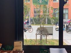 靠窗位-星巴克(浙大紫金港校区店)