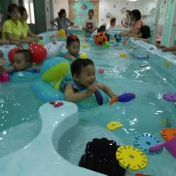 -鱼乐贝贝婴幼儿水育馆(星汇广场店)