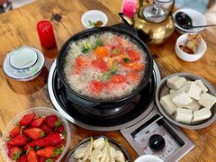 -钰洁腊排骨火锅