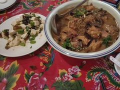-闯关东东北农家菜(崂山石老人店)