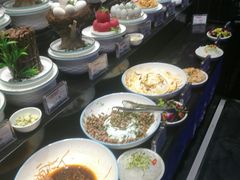 自助取餐区-山河屯铁锅炖(哈西站店)