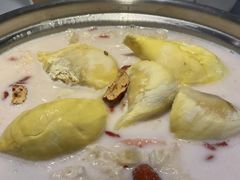 -六少·猪肚包鸡火锅(卓悦INTOWN店)