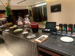 -上海龙之梦万丽酒店