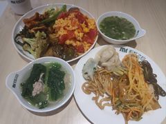 -梦航彩虹之约自助餐厅(华府天地店)