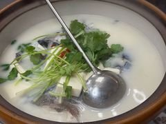 鱼头豆腐汤-宝荣鱼馆·临湖之宴(千岛湖店)