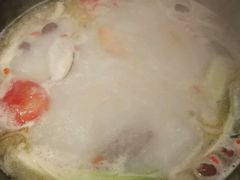 -佬土鹅肠火锅(解放路店)