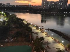 -维也纳酒店(广州番禺大石江景花园店)