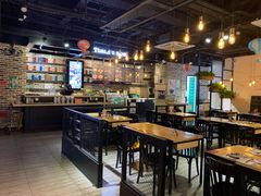 大堂-Thank u mom非油炸健康鸡(万国广场店)