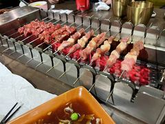 -麦凯伦烧烤·精酿超级工厂店(金桥总店)