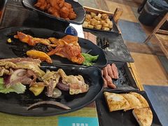 -胡悦里韩式烤肉(芝罘万达广场店)
