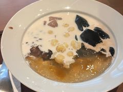 -RUXU入续糖水铺与包(卓悦中心店)