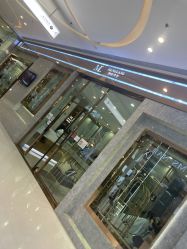 -Meng Lang 梦郎白金店