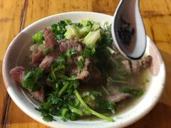-杨三娘跷脚牛肉(羊子山西路店)