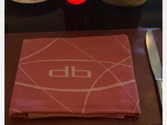 -db Bistro & Oyster Bar by Daniel Boulud(滨海湾金沙店)