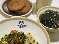 -弄堂咪道-饭香·面香·馄饨香(兴梅店)