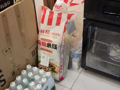-霸舌生滚牛肉米粉(天生街道店)