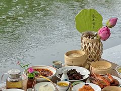 -欢乐蟹庄·精品农家乐(阳澄湖莲花岛店)