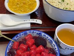 -百年老字号·观振兴蟹黄面·三虾面·苏式面(观前街富仁坊巷店)