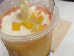 -奈雪的茶(华侨城创意园店)