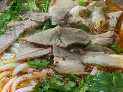 -老味道遵义虾子羊肉粉(兴关路店)
