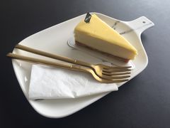 -UNI UNI(环亚凯瑟琳店)