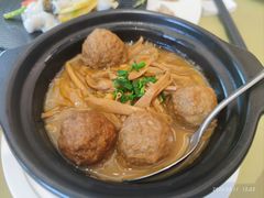 黄花菜手打牛肉圆-湖影中餐厅·南京金茂威斯汀大酒店