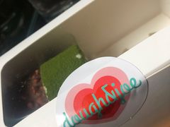 -Dough&Joe团憩(瑞虹天地月亮湾店)