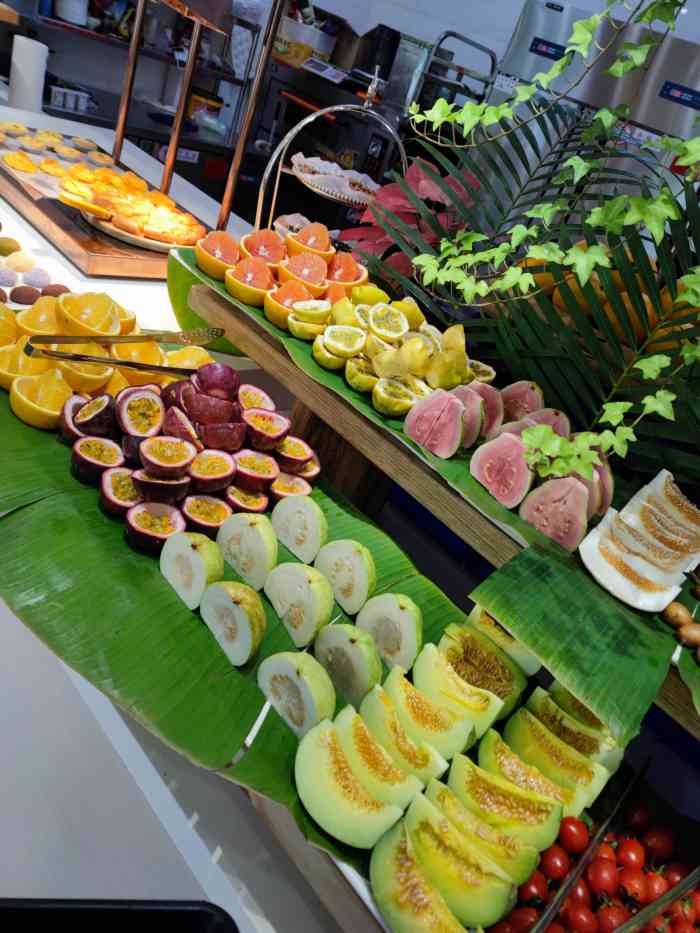 珍海肴海鲜自助餐厅(松榆南路店)-"过生日来吃的,过生日可以半价,而且