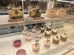 -好利来(上海长宁龙之梦店)
