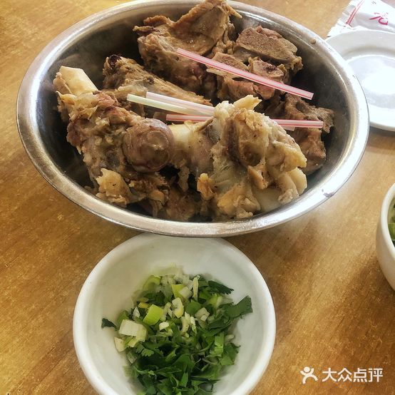 老字号老太太骨头馆