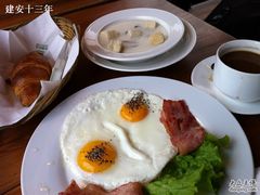 IMG_0256-雕刻时光咖啡馆(北航店)