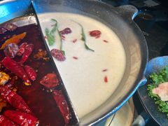-湊湊火锅·茶憩(新中关购物中心店)