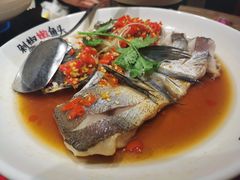 剁椒鱼头-湘阁里辣(南岭购物广场店)