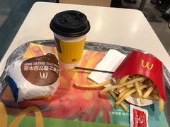 -麦当劳(轻轨曹杨路店)
