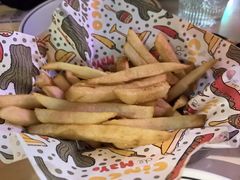 -Famous肥猫墨西哥音乐餐吧(五棵松华熙LIVE店)