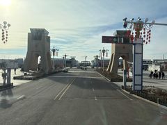-霍尔果斯国门景区