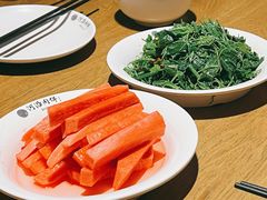 自制泡菜-河沿肉饼Beijing Pie(锡拉胡同店)