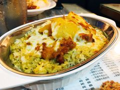 咖喱鸡肉土豆焗饭-深仔记正宗云吞面(尖沙咀店)